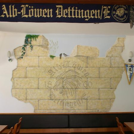 Gasthaus Traube Dettingen an der Erms Exterior photo